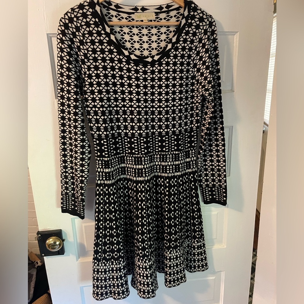 Kataya Black and White Patterned Dress